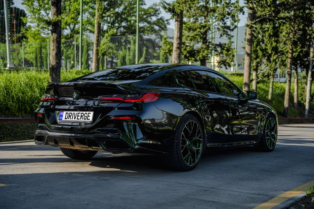 BMW M850i