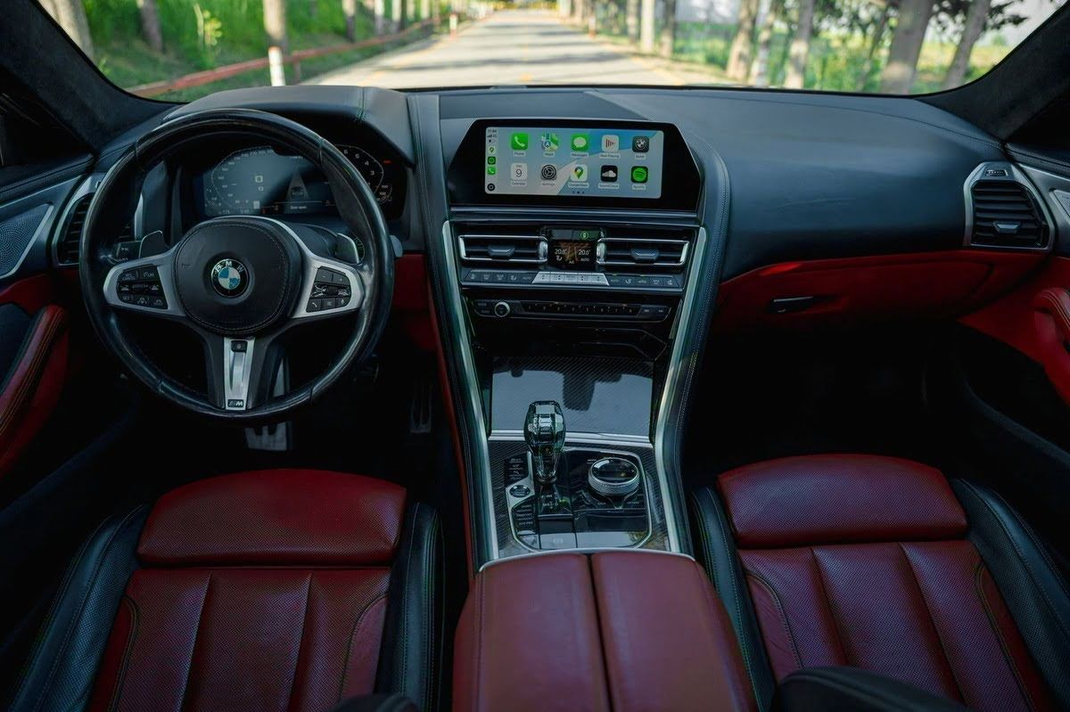 BMW M850i